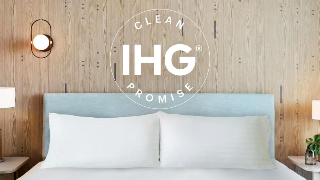 Holiday Inn Express & Suites Laurel Lakes By Ihg Экстерьер фото
