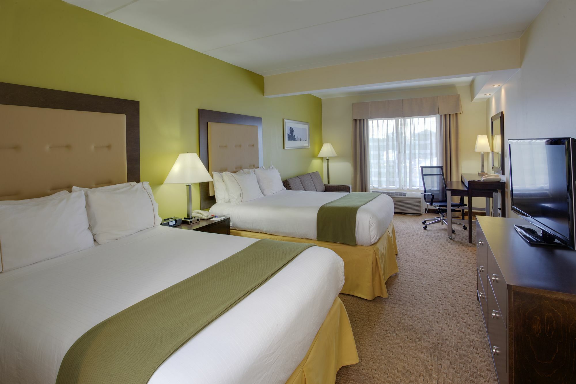 Holiday Inn Express & Suites Laurel Lakes By Ihg Экстерьер фото